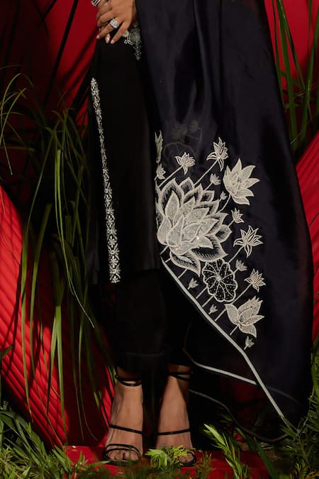 Buy Shreeka Black Silk, Organza, Chanderi Embroidery, Zari, Padma Kurti Palazzo Pant Set Online at Aza Fashions Buy_Shreeka_Black Silk, Organza, Chanderi Embroidery, Zari, Padma Kurti Palazzo Pant Set _Online_at_Aza_Fashions