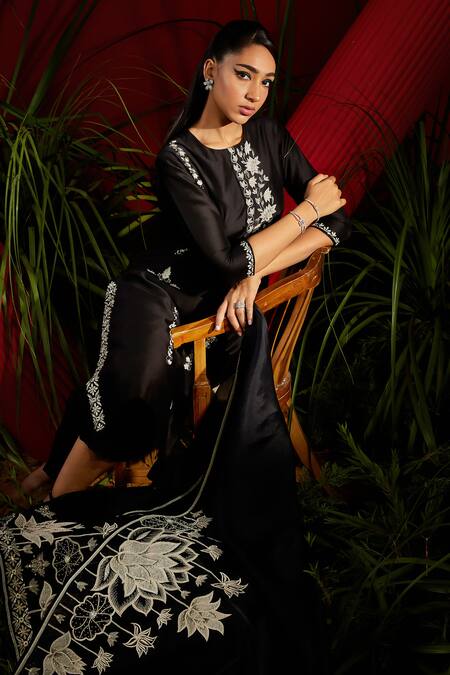 Shreeka Black Silk, Organza, Chanderi Embroidery, Zari, Padma Kurti Palazzo Pant Set at Aza Fashions Shreeka_Black Silk, Organza, Chanderi Embroidery, Zari, Padma Kurti Palazzo Pant Set _at_Aza_Fashions