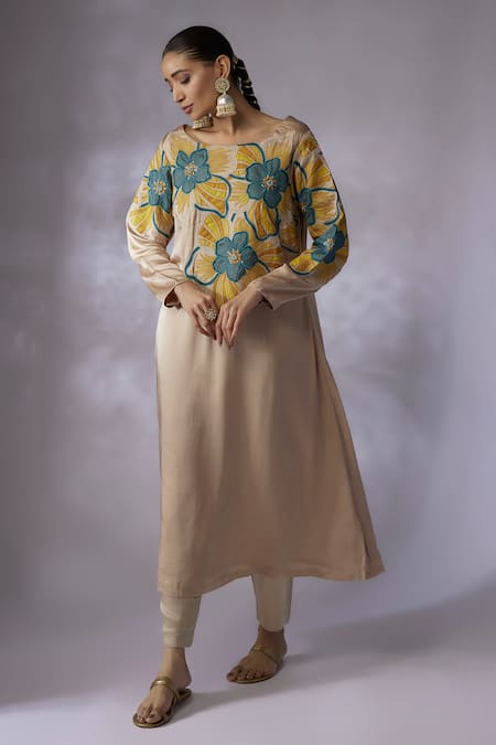 Shreeka Blossom Embroidered Kurta With Pant 