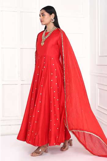 Komal Shah_Red Chanderi Sequins, Beads, Mirrors, Floral Embroidered Anarkali With Dupatta _Online_at_Aza_Fashions