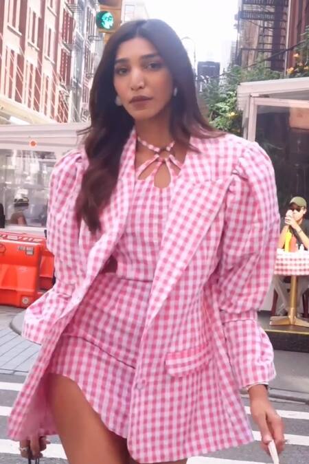 Buy_The Iaso_Pink  Lining Cambric Halter Neck Zale Dress 