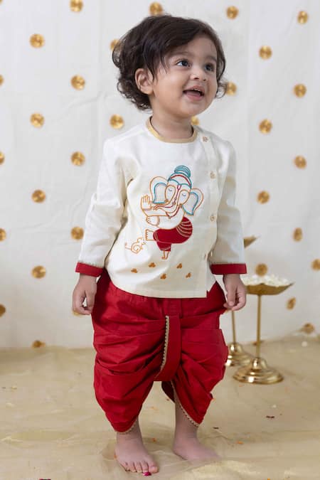 Tiber Taber Ganesha Thread Embroidered Kurta Set 