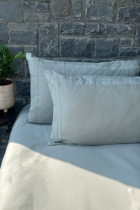 Shop Sadyaska Grey 100% Cotton Plain Bedsheet And Tri-pleated Pillow Covers Set at Aza Fashions Shop_Sadyaska_Grey 100% Cotton Plain Bedsheet And Tri-pleated Pillow Covers Set_at_Aza_Fashions