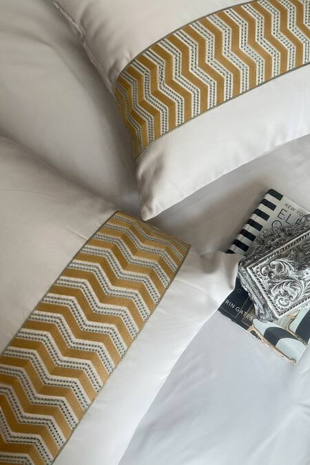 Sadyaska_Ivory Cotton Rich Embroidered Bedsheet With Pillow Covers Set_Online_at_Aza_Fashions