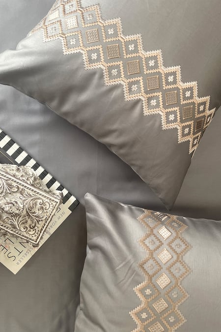 Sadyaska Grey Cotton Rich Embroidered Bedsheet And Diandra Pattern Pillow Covers Set Online at Aza Fashions Sadyaska_Grey Cotton Rich Embroidered Bedsheet And Diandra Pattern Pillow Covers Set_Online_at_Aza_Fashions