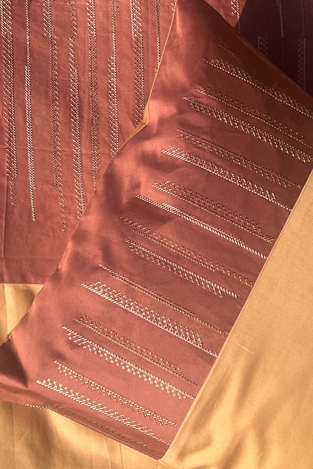 Sadyaska Red 100% Cotton, Satin Weave Thread Embroidered Speckle Work Bedsheet Set Online at Aza Fashions Sadyaska_Red 100% Cotton, Satin Weave Thread Embroidered Speckle Work Bedsheet Set_Online_at_Aza_Fashions