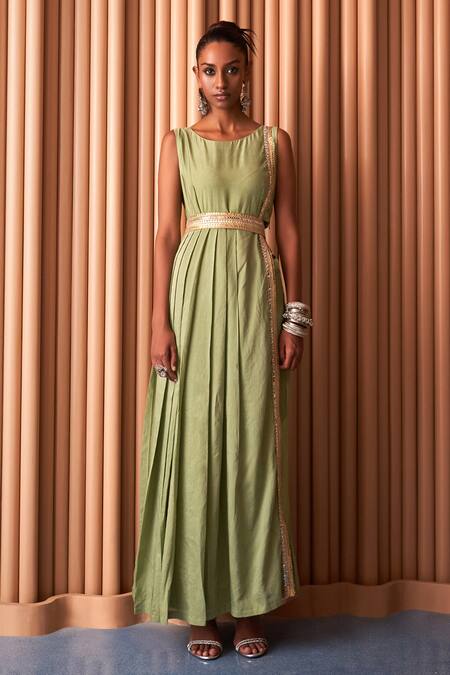 Rishi and Vibhuti Green Chanderi Sequins Round Neck Lace Embellished Kurta Pant Set Online at Aza Fashions Rishi and Vibhuti_Green Chanderi Sequins Round Neck Lace Embellished Kurta Pant Set _Online_at_Aza_Fashions