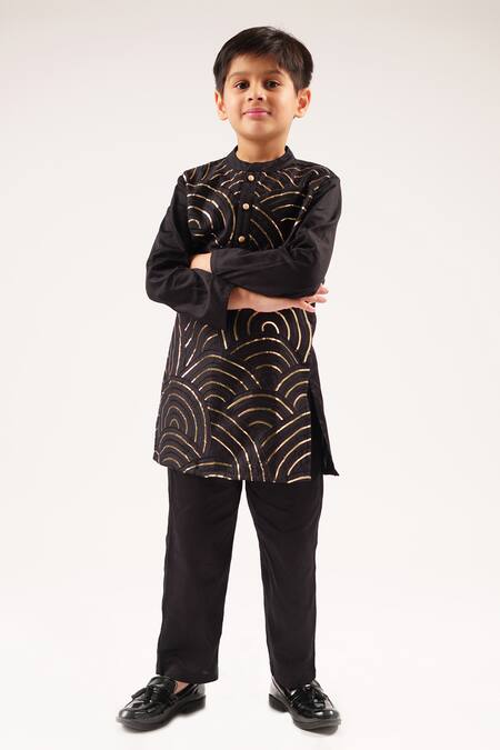 Lil Drama Black Cotton Satin Gota Patti Bollywood Tadka Scallop Embroidered Kurta Set at Aza Fashions Lil Drama_Black Cotton Satin Gota Patti Bollywood Tadka Scallop Embroidered Kurta Set _at_Aza_Fashions