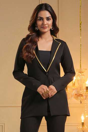 Buy B'Infinite Black Crepe Solid Lapel Collar Classic Radiance Blazer at Aza Fashions Buy_B'Infinite_Black Crepe Solid Lapel Collar Classic Radiance Blazer_at_Aza_Fashions