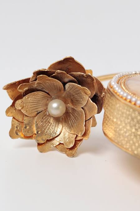 Buy_The Tan Clan_Gold Embroidery, Pearls Naaz Embellished Mother Of Clutch Bag _Online_at_Aza_Fashions