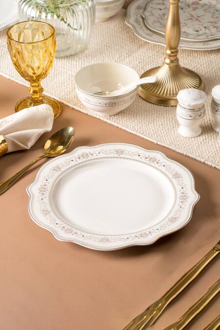 Vigneto_Multi Color Finest Premium Porcelain Flower Pattern Dinner Set_Online_at_Aza_Fashions