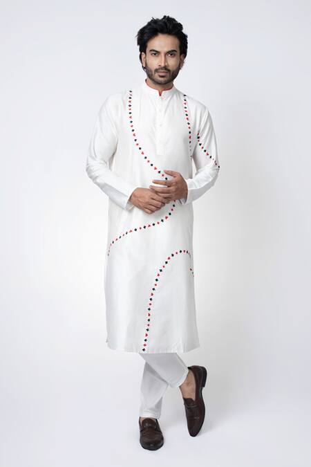 Priyanka Haralalka Off White Cotton, Silk Embroidery Cards Poker Theme Kurta And Pyjama Set Online at Aza Fashions Priyanka Haralalka_Off White Cotton, Silk Embroidery Cards Poker Theme Kurta And Pyjama Set _Online_at_Aza_Fashions