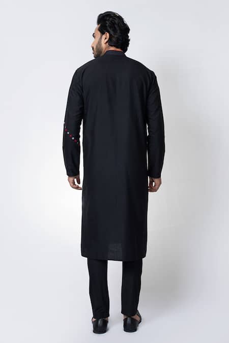 Shop Priyanka Haralalka Black Cotton, Silk Embroidery Cards Poker Theme Kurta And Pyjama Set at Aza Fashions Shop_Priyanka Haralalka_Black Cotton, Silk Embroidery Cards Poker Theme Kurta And Pyjama Set _at_Aza_Fashions