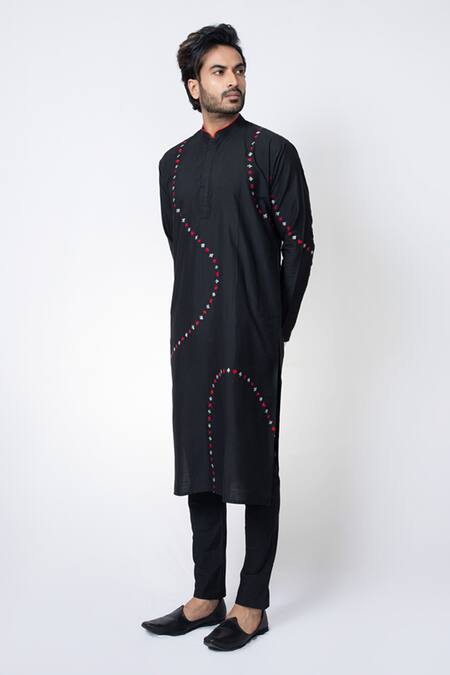 Priyanka Haralalka Black Cotton, Silk Embroidery Cards Poker Theme Kurta And Pyjama Set Online at Aza Fashions Priyanka Haralalka_Black Cotton, Silk Embroidery Cards Poker Theme Kurta And Pyjama Set _Online_at_Aza_Fashions
