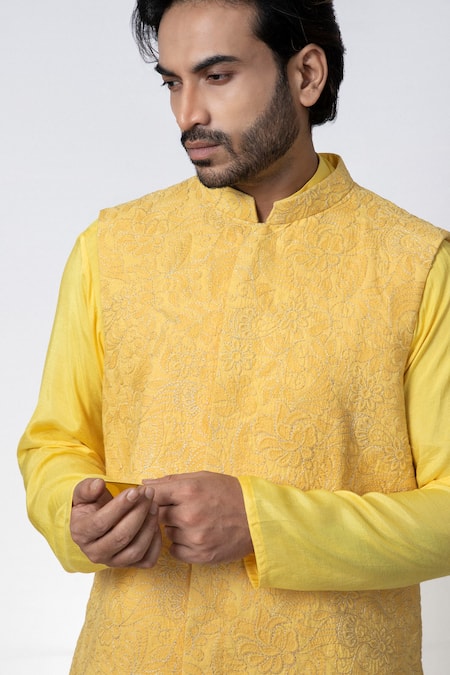 Shop_Priyanka Haralalka_Yellow Muslin Embroidery Floral Bundi Kurta Set 