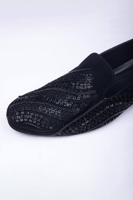 SCHON ZAPATO Black Embellished Classic Charm Mojiri Online at Aza Fashions SCHON ZAPATO_Black Embellished Classic Charm Mojiri _Online_at_Aza_Fashions