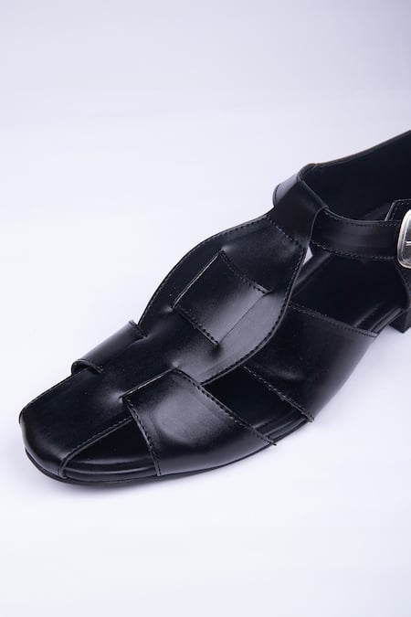 SCHON ZAPATO Black Matte Interwoven Strap Shoes Online at Aza Fashions SCHON ZAPATO_Black Matte Interwoven Strap Shoes _Online_at_Aza_Fashions