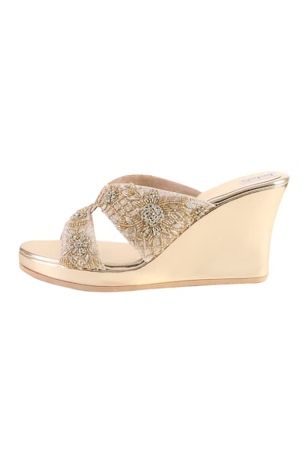 Buy_Fuchsia by aashaka mehta_Gold Cut Work, Stones Daisy Dreams Embellished Wedges _Online_at_Aza_Fashions