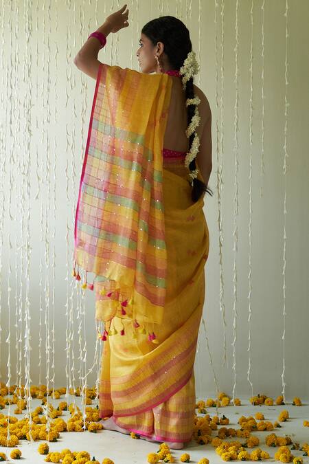 Which is the best online store that provides cotton sarees with 1000 rupees  onwords? - Quora