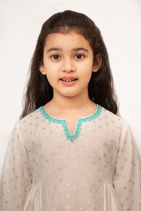 BOTEH Ivory Chanderi Silk, Cotton Embroidery, Gota Patti Floral Pattern Kurta Pant Set at Aza Fashions BOTEH_Ivory Chanderi Silk, Cotton Embroidery, Gota Patti Floral Pattern Kurta Pant Set _at_Aza_Fashions