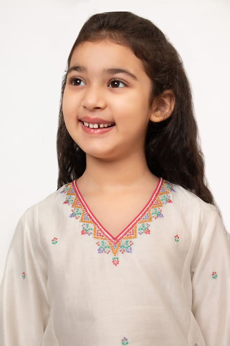 Shop_BOTEH_Ivory Chanderi Silk, Cotton Embroidery Floral Kurta Set _Online_at_Aza_Fashions