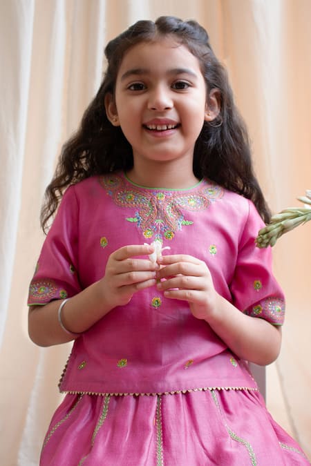 Buy_BOTEH_Pink Chanderi Silk, Cotton Gota Patti, Embroidery Floral Paisley Lehenga Set _Online_at_Aza_Fashions