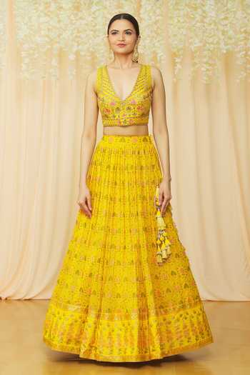 Samyukta Singhania_Yellow Silk, Georgette Sequins, Embroidery, Choli With Printed Lehenga Set_Online_at_Aza_Fashions