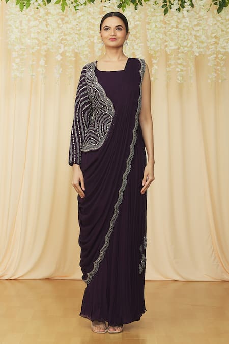 Samyukta Singhania Purple Georgette Embroidery Round Neck Scalloped Saree With Asymmetric Choli at Aza Fashions Samyukta Singhania_Purple Georgette Embroidery Round Neck Scalloped Saree With Asymmetric Choli _at_Aza_Fashions
