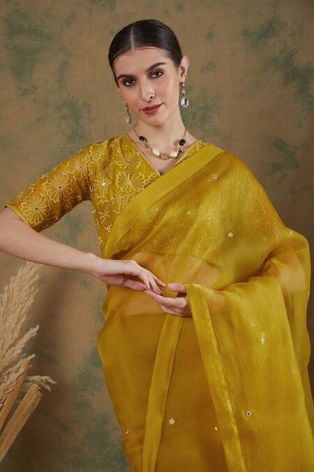 Buy_Label Nitika_Gold Silk Organza Mirrors, Embroidery V-neck Saree With Blouse
