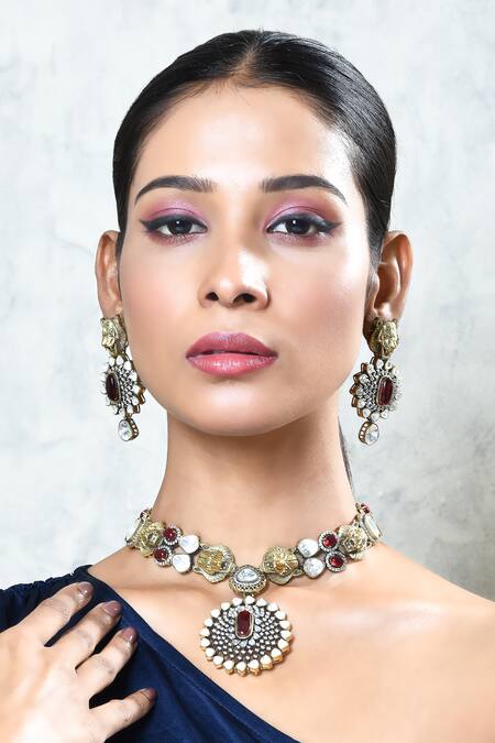 Our Purple Studio_Red Pearls, Stones Kundan Embellished Pendant Necklace Set _at_Aza_Fashions