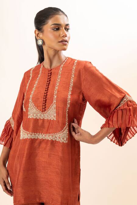 Oshi By Shikha Orange Bamboo, Cotton Embroidery Round Neck Flower Bodice Short Kurta With Pant at Aza Fashions Oshi By Shikha_Orange Bamboo, Cotton Embroidery Round Neck Flower Bodice Short Kurta With Pant _at_Aza_Fashions