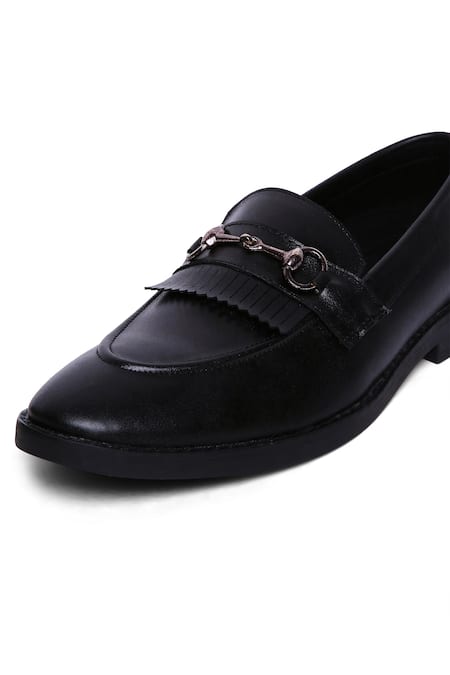 Buy_Mondarro_Black Cuva Vegan Leather Shoes _Online_at_Aza_Fashions