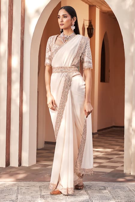 House Of Supriya Peach , Organza Embroidery Sweetheart Neck Border Saree With Blouse Online at Aza Fashions House Of Supriya_Peach , Organza Embroidery Sweetheart Neck Border Saree With Blouse _Online_at_Aza_Fashions