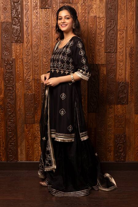 House Of Supriya_Black Silk, Chanderi, Organza Embroidery Round Floral Jaal Kurta Sharara Set _Online_at_Aza_Fashions