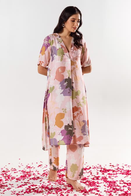 Aroop Shop India_Pink Cotton, Silk Embroidery V-neck Alara Floral Print Kurta Pant Set _Online_at_Aza_Fashions