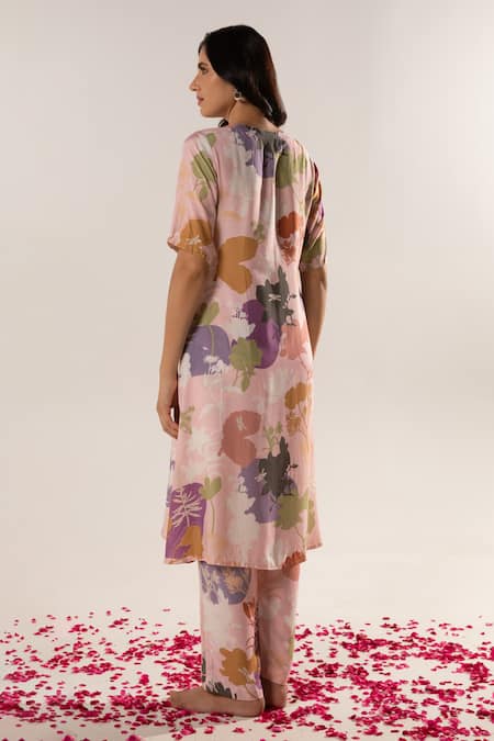 Aroop Shop India_Pink Cotton, Silk Embroidery V-neck Alara Floral Print Kurta Pant Set _at_Aza_Fashions