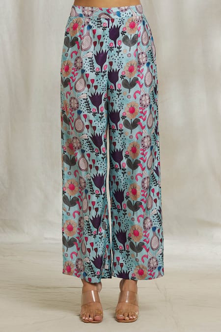 Divya Kanakia Blue Crepe Diamonds, Crystals, Pearls, Sequins V-neck Printed Layered Kurta Set at Aza Fashions Divya Kanakia_Blue Crepe Diamonds, Crystals, Pearls, Sequins V-neck Printed Layered Kurta Set _at_Aza_Fashions