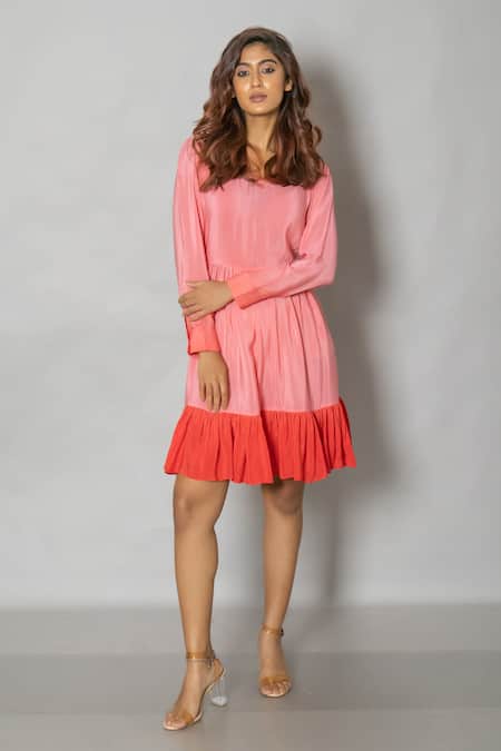 Vishwa By Pinki Sinha_Pink Crepe Round Neck Solid Short Dress _Online_at_Aza_Fashions