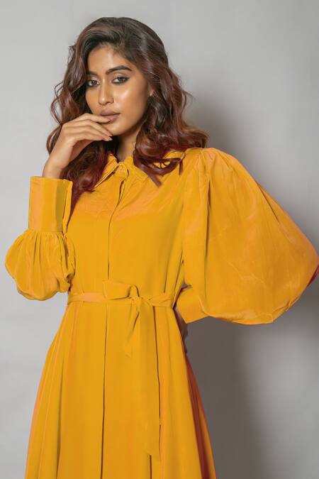 Buy_Vishwa By Pinki Sinha_Yellow Crepe Collared Solid Buttoned Midi Dress _Online_at_Aza_Fashions
