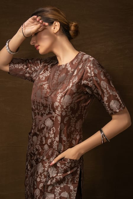 Buy_Vishwa By Pinki Sinha_Brown Silk Embroidery Round Neck Floral Pattern Kurta And Pant Set _Online_at_Aza_Fashions