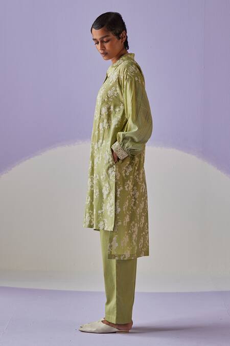 Surbhi Gupta Green Cotton, Silk Diamonds Blossom Hand Block Print Long Shirt Trouser Set at Aza Fashions Surbhi Gupta_Green Cotton, Silk Diamonds Blossom Hand Block Print Long Shirt Trouser Set _at_Aza_Fashions