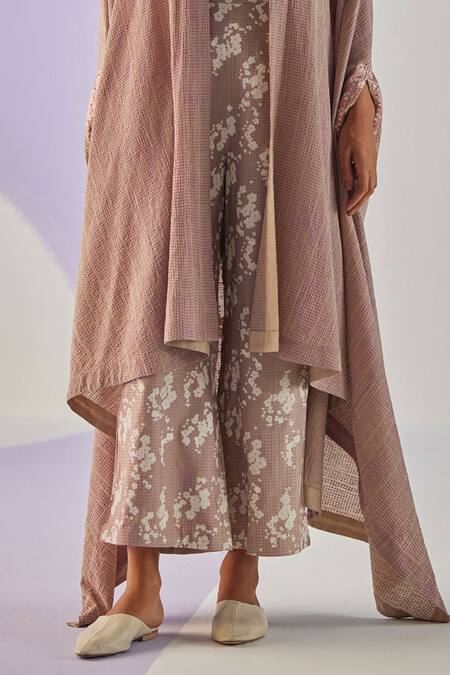 Surbhi Gupta Grey Flora Boom Print Cape Trouser Set Online at Aza Fashions Surbhi Gupta_Grey Flora Boom Print Cape Trouser Set _Online_at_Aza_Fashions
