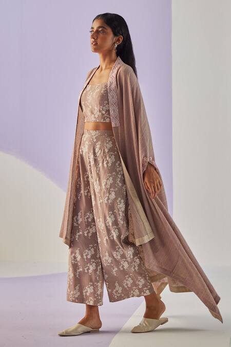 Shop Surbhi Gupta Grey Flora Boom Print Cape Trouser Set Online at Aza Fashions Shop_Surbhi Gupta_Grey Flora Boom Print Cape Trouser Set _Online_at_Aza_Fashions