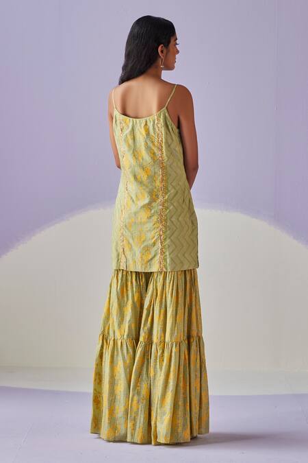 Surbhi Gupta Green Kurta And Sharara Cotton Silk Print Hand Bloomy Flora Set Online at Aza Fashions Surbhi Gupta_Green Kurta And Sharara Cotton Silk Print Hand Bloomy Flora Set _Online_at_Aza_Fashions