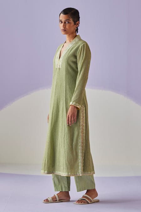 Shop Surbhi Gupta Green Crinkled Kurta With Pant at Aza Fashions Shop_Surbhi Gupta_Green Crinkled Kurta With Pant _at_Aza_Fashions