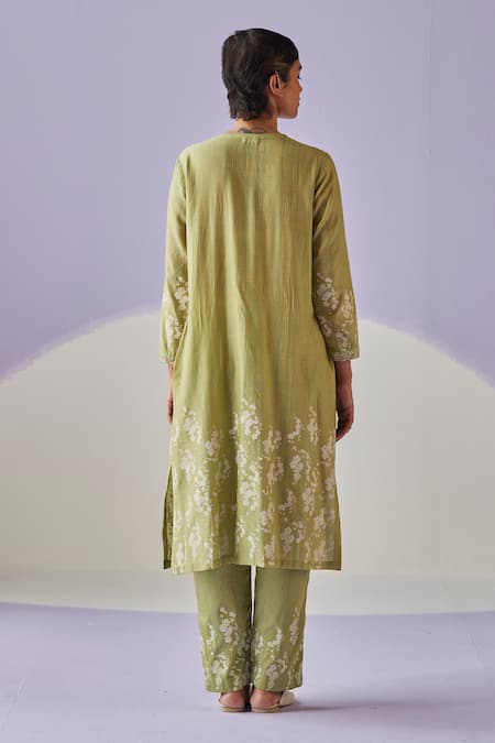 Shop Surbhi Gupta Green Kurta Cotton Silk Print Hand Block Bloomy Daisy With Trouser at Aza Fashions Shop_Surbhi Gupta_Green Kurta Cotton Silk Print Hand Block Bloomy Daisy With Trouser _at_Aza_Fashions