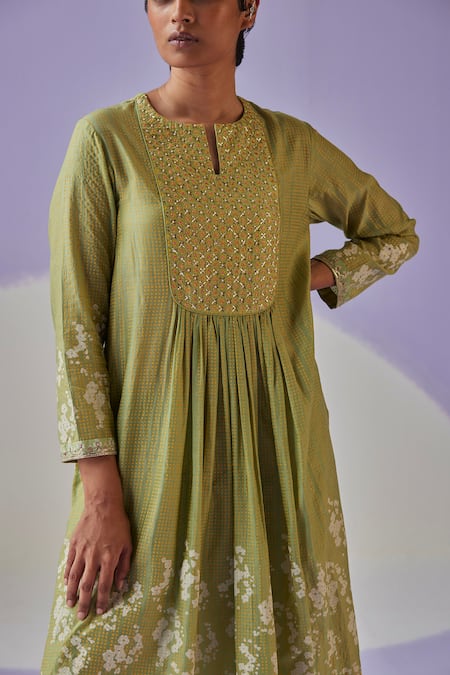 Surbhi Gupta Green Kurta Cotton Silk Print Hand Block Bloomy Daisy With Trouser Online at Aza Fashions Surbhi Gupta_Green Kurta Cotton Silk Print Hand Block Bloomy Daisy With Trouser _Online_at_Aza_Fashions