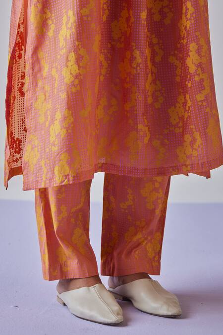 Surbhi Gupta Orange Kurta Cotton Silk Embroidery Dabka And Beads Round Trouser Set at Aza Fashions Surbhi Gupta_Orange Kurta Cotton Silk Embroidery Dabka And Beads Round Trouser Set _at_Aza_Fashions
