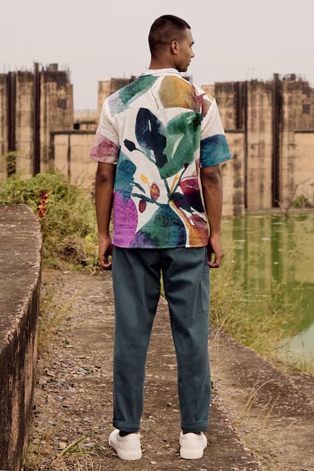 Kharakapas Twill Pleated Trouser 