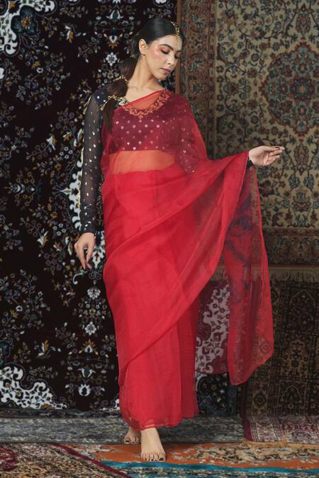 Buy_Jyoti Bansal_Red Organza, Lurex, Georgette Tassels, Fringe V-neck Tie And Dye Saree With Blouse_Online_at_Aza_Fashions